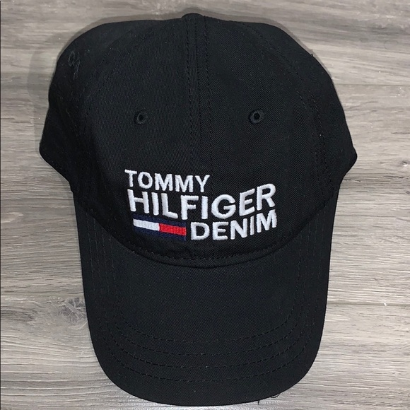 Tommy Hilfiger Cap - Picture 1 of 2